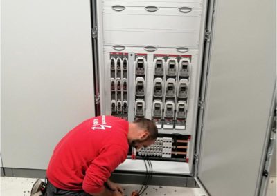 Elektrotechnik Kolb Niederstotzingen - Projekt - Bau einer Hauptverteilung