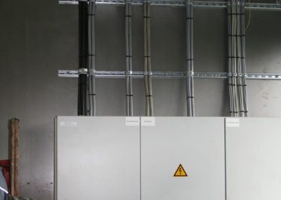 Elektrotechnik Kolb Niederstotzingen - Projekt Henle - Baumaschinentechnik